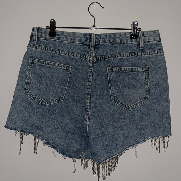 Windsor Rhinestone Denim Shorts size large - Picture 3 of 6